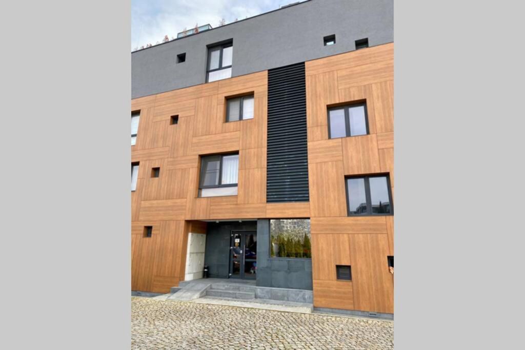 Cozy Red Bulldog Place In Apart-Complex/Pool Varna Esterno foto