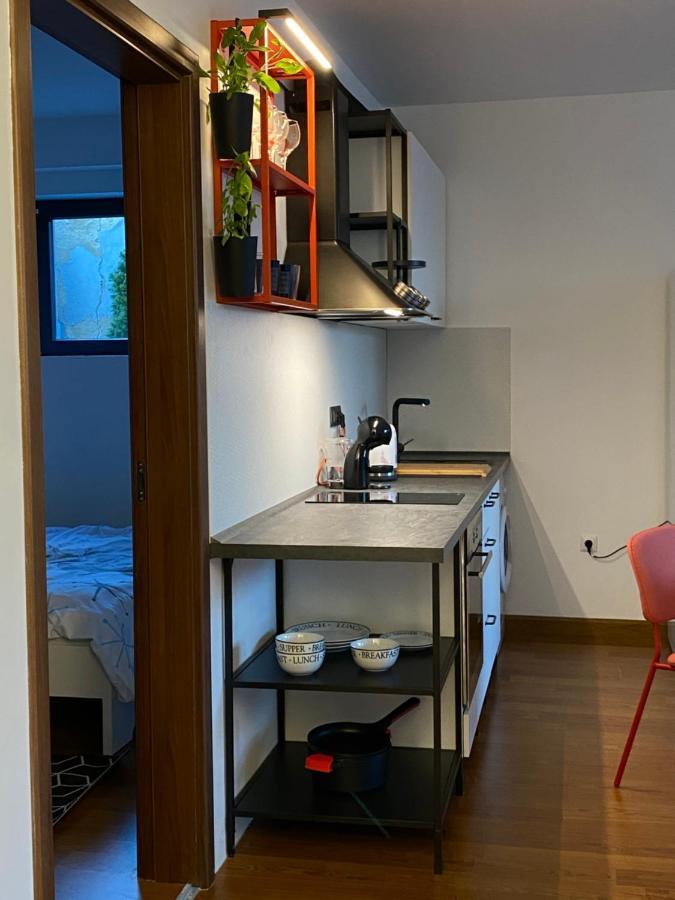 Cozy Red Bulldog Place In Apart-Complex/Pool Varna Esterno foto